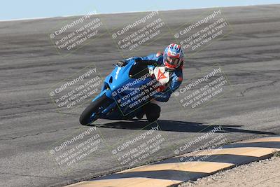 media/Oct-13-2025-Moto Forza (Mon) [[a66d839500]]/3-B Group/Session 2 (Bowl)/